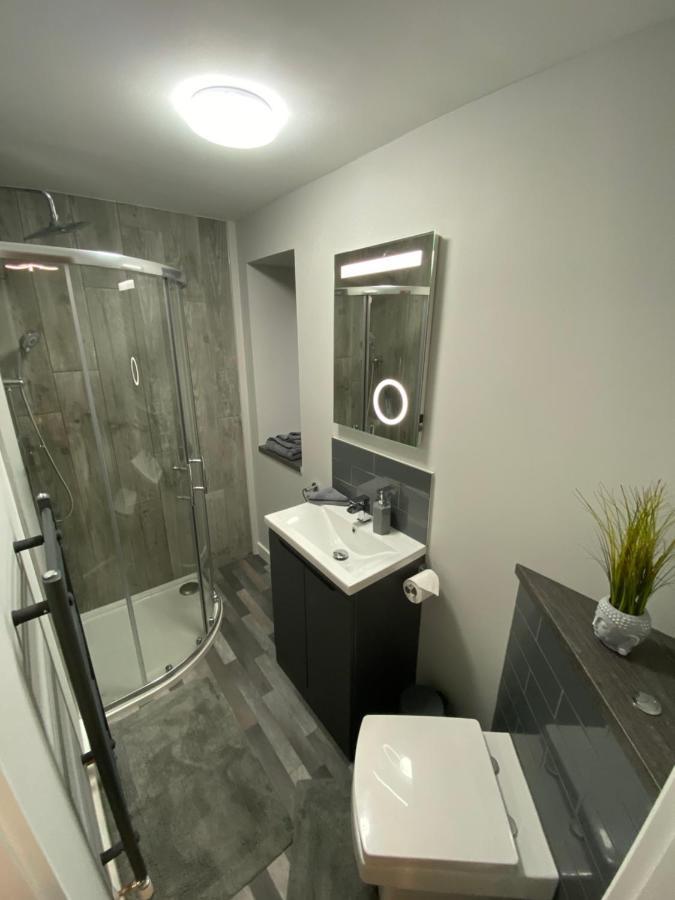 Shore Street Apartments Инвернес Екстериор снимка